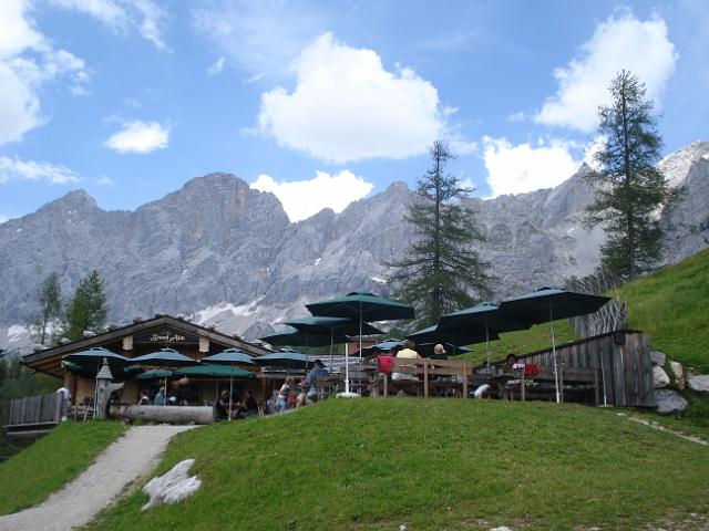 43 Brandalm 1638 m  mit Dachstein.JPG